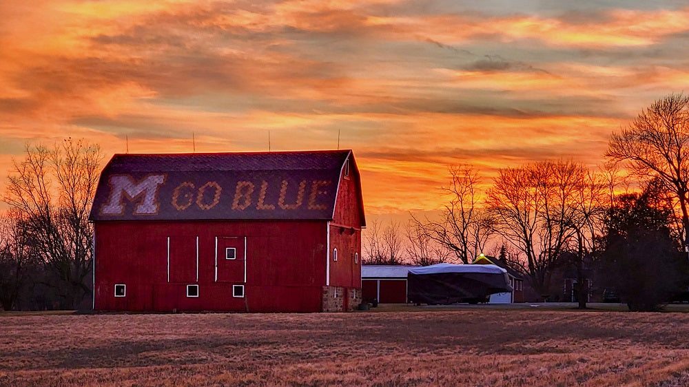 M Go Blue Barn - Metal Print by Brad West Photography