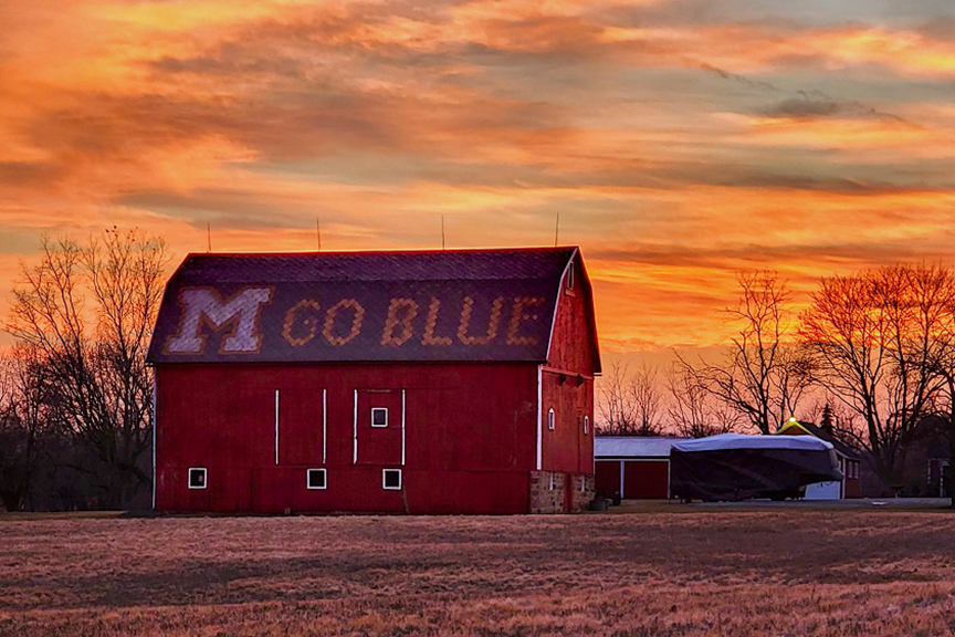 M Go Blue Barn - Metal Prints, Photo Slates, Coasters