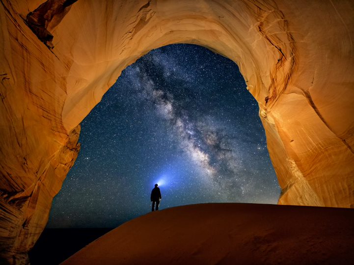 Milky Way Under Arch - Metal Print by Brad West Photography